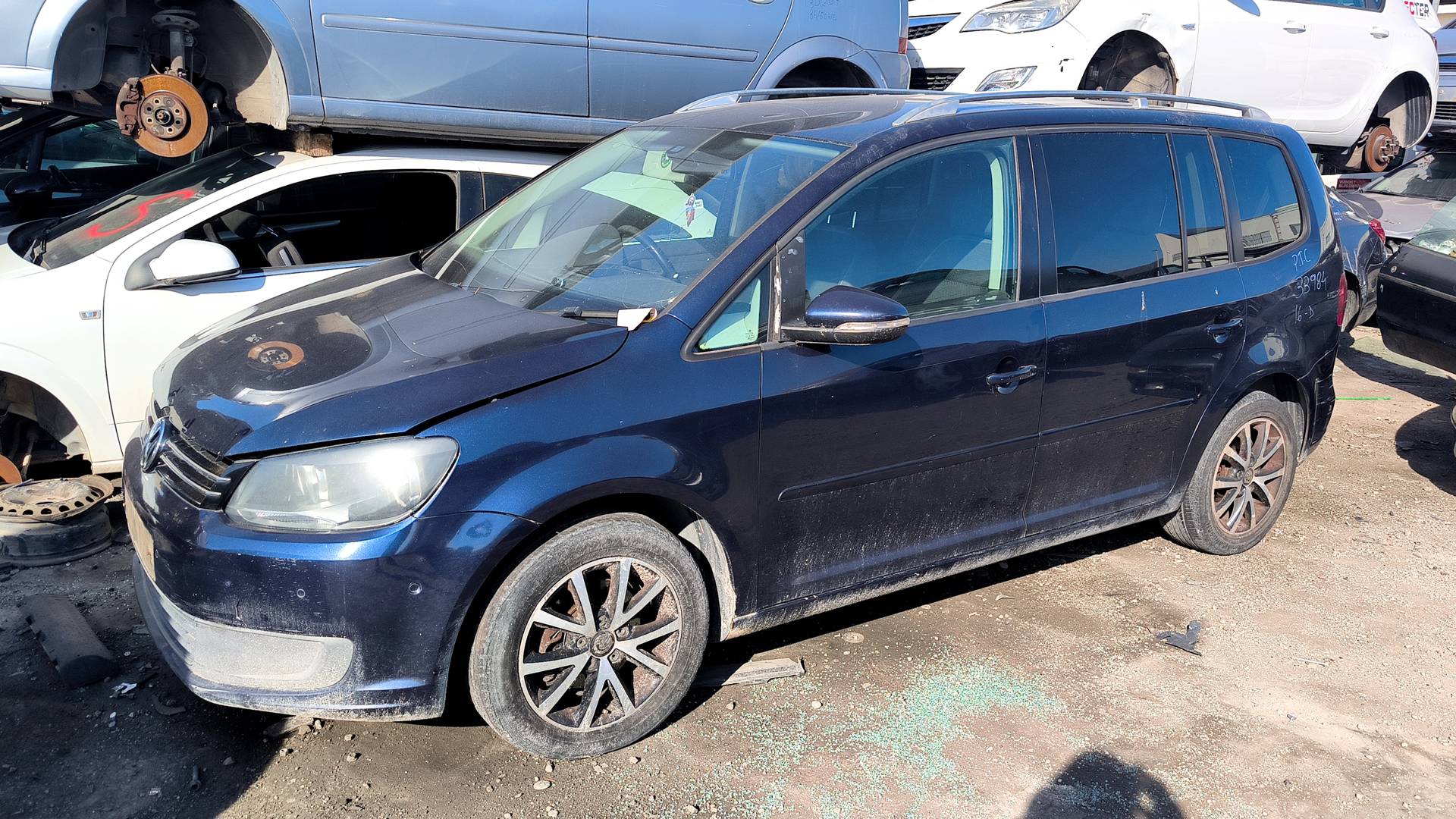 VOLKSWAGEN TOURAN (1T3) (2010 - 2015)
