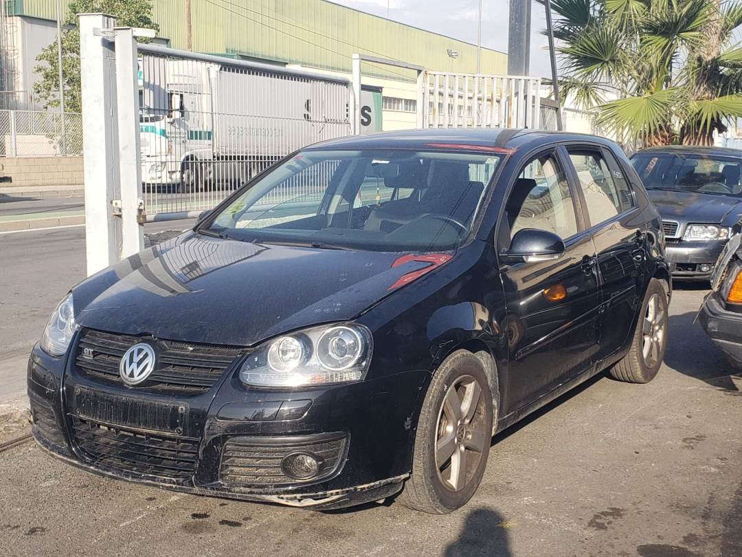 VOLKSWAGEN GOLF V BERLINA (1K1) (2003 - 2008)