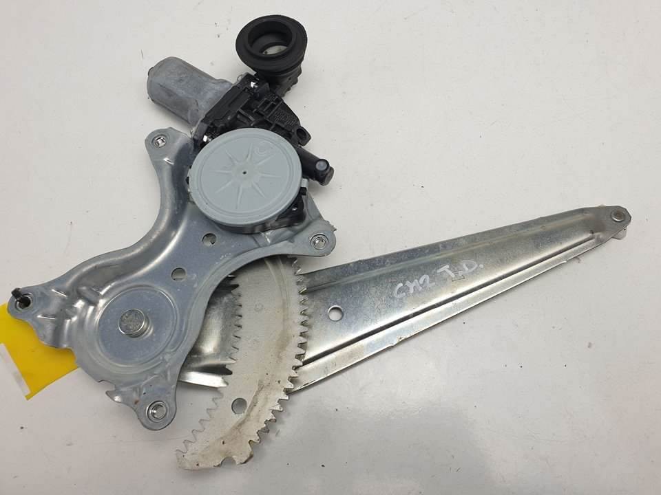 ELEVALUNAS TRASERO DERECHO - 8572035140 - TOYOTA - RAV 4 (A4)