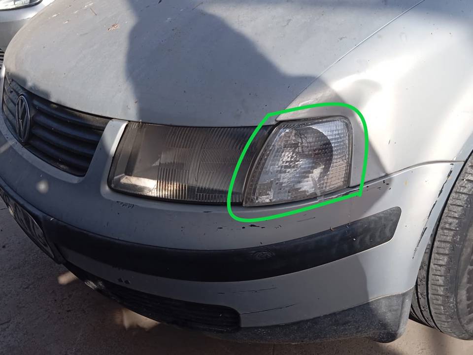 PILOTO DELANTERO IZQUIERDO
