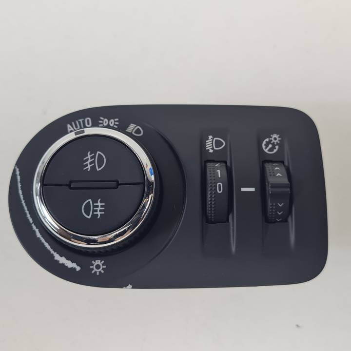 MANDO LUCES 39217377 OPEL ASTRA K Autodesguaces Alicante