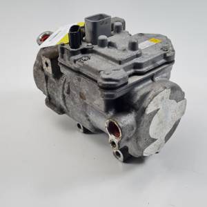 COMPRESOR AIRE ACONDICIONADO 0422000533 LEXUS NX Series (AZ10) Autodesguaces Alicante