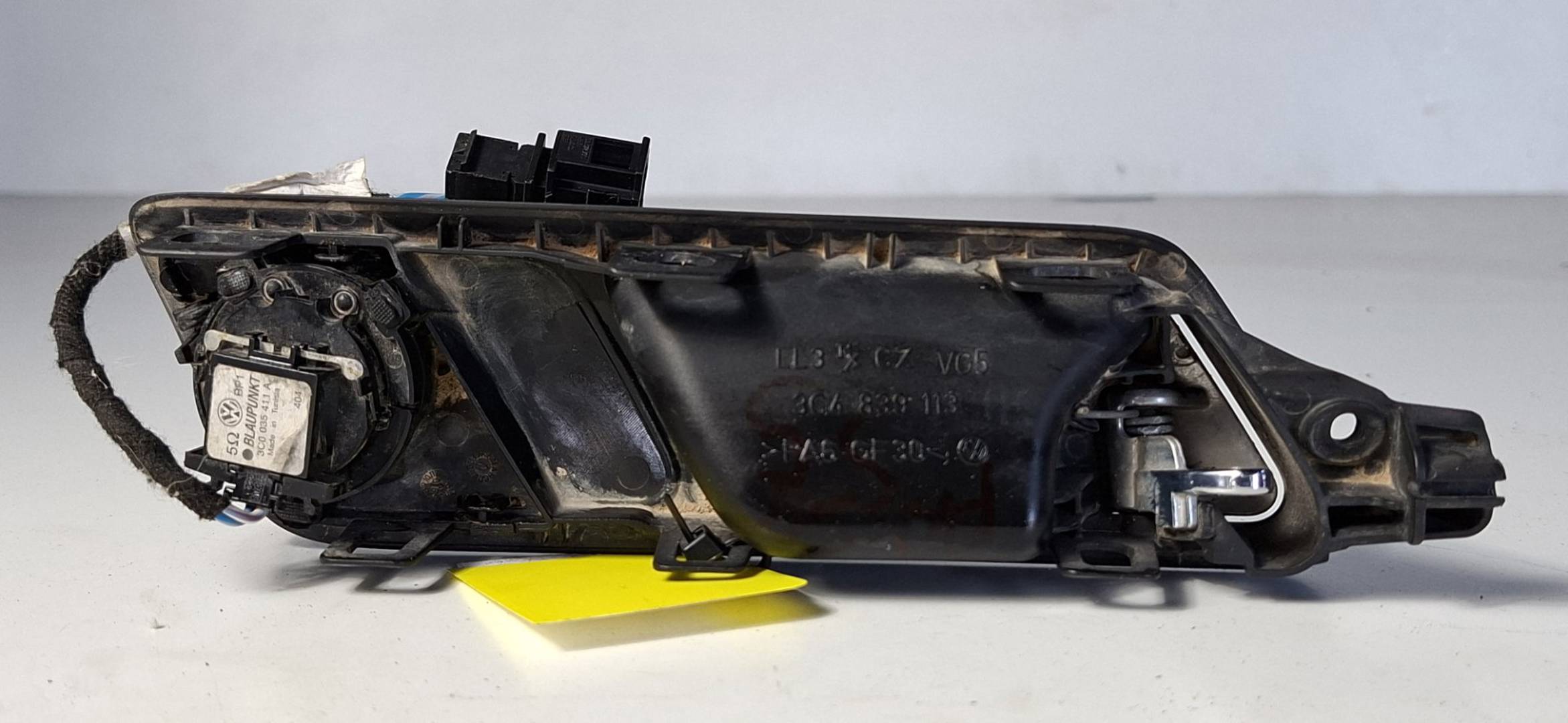 Foto 2 de Maneta Interior Trasera Izquierda Volkswagen Passat Variant (3c5) (2005–2010)