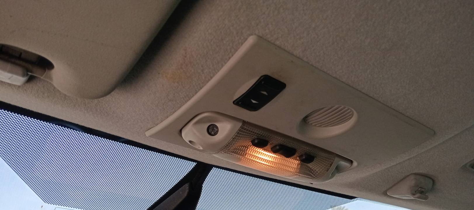 LUZ INTERIOR