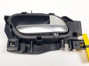 MANETA INTERIOR TRASERA DERECHA 9660525380 CITROEN C4 GRAND PICASSO II Autodesguaces Alicante
