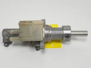 BOMBA FRENO A0004316901 MERCEDES VITO (W639) BASIC, COMBI Autodesguaces Alicante