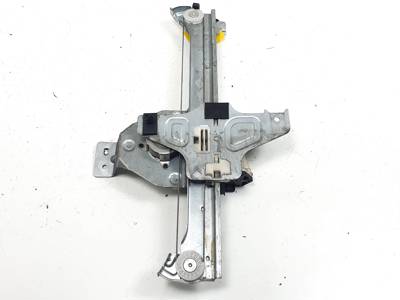 ELEVALUNAS TRASERO IZQUIERDO 0130822239 PEUGEOT 206 BERLINA Autodesguaces Alicante