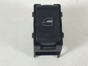 MANDO ELEVALUNAS DELANTERO DERECHO 3B0959855B VOLKSWAGEN PASSAT BERLINA (3B2) Autodesguaces Alicante