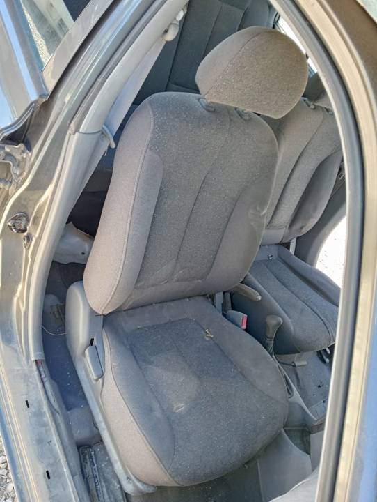 ASIENTO DELANTERO DERECHO