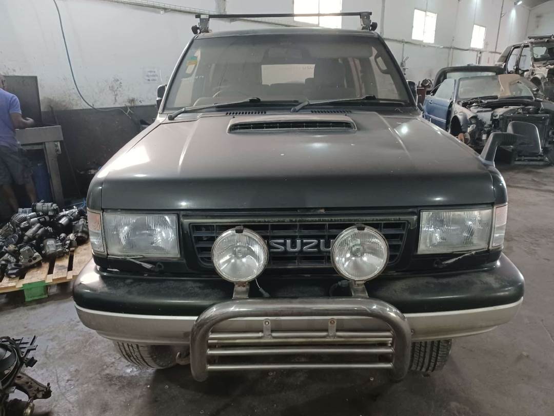 ISUZU TROOPER (1983 - ...)