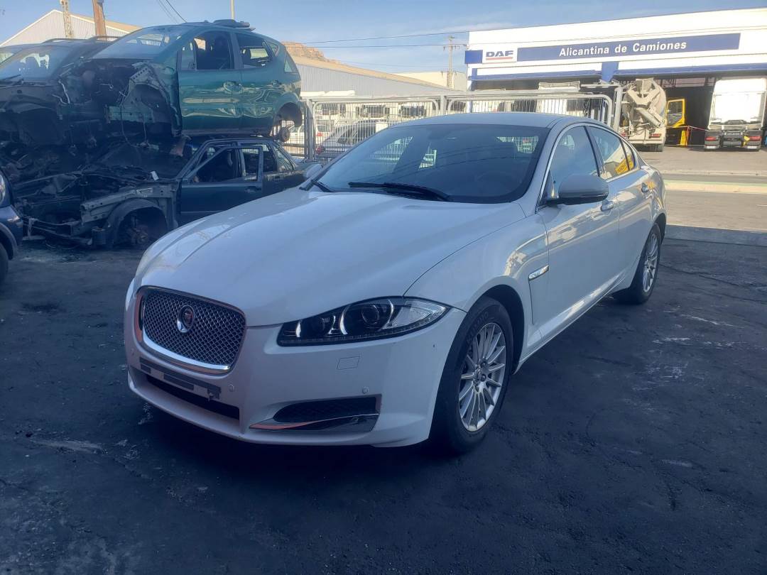 JAGUAR XF (X250) (2007 - 2015)