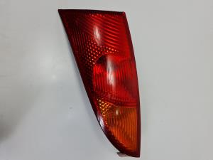 PILOTO TRASERO IZQUIERDO ASY1M5113405A FORD FOCUS BERLINA (CAK) Autodesguaces Alicante
