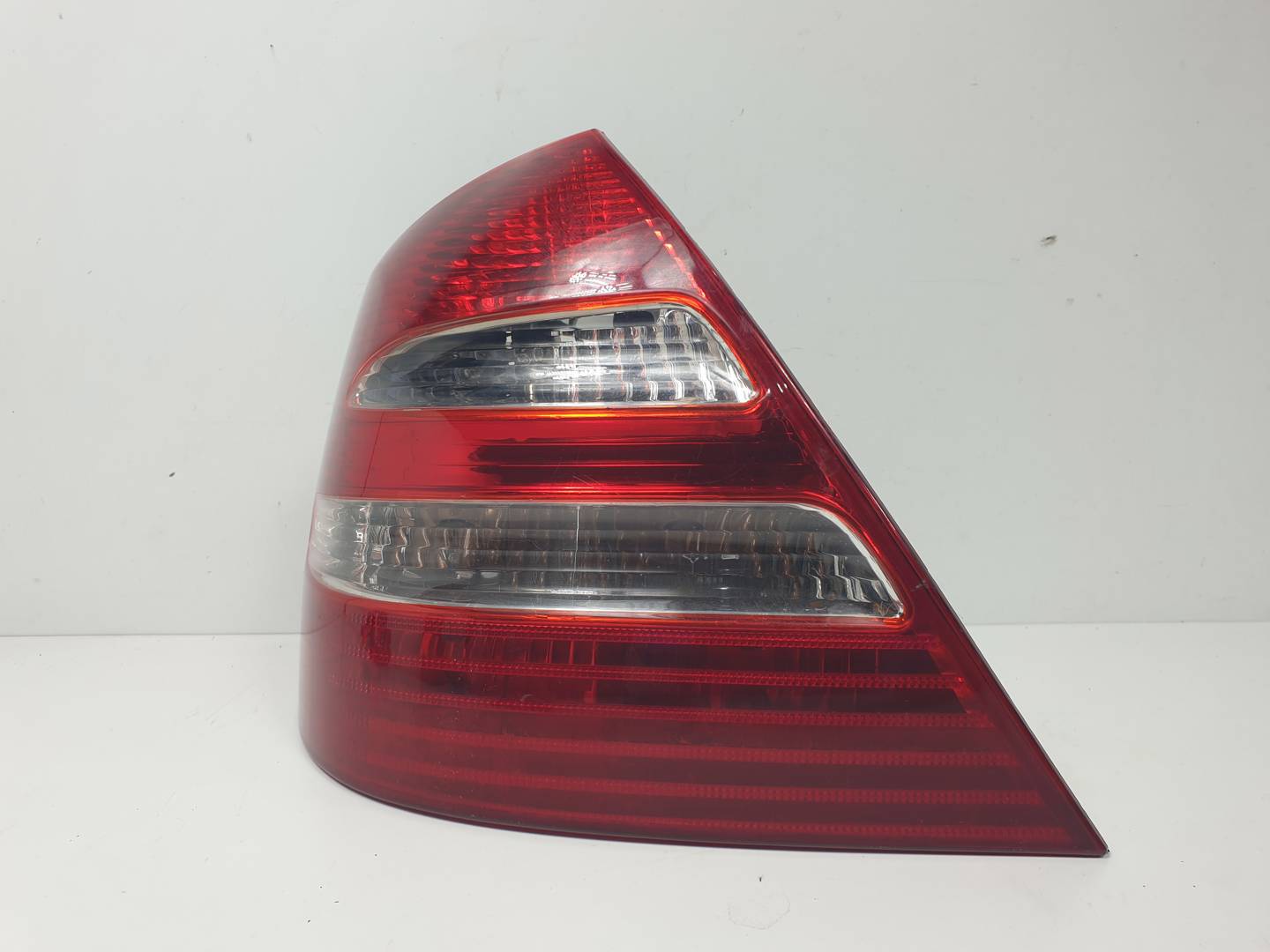 PILOTO TRASERO IZQUIERDO - 084401921LF - MERCEDES - CLASE E (W211) BERLINA