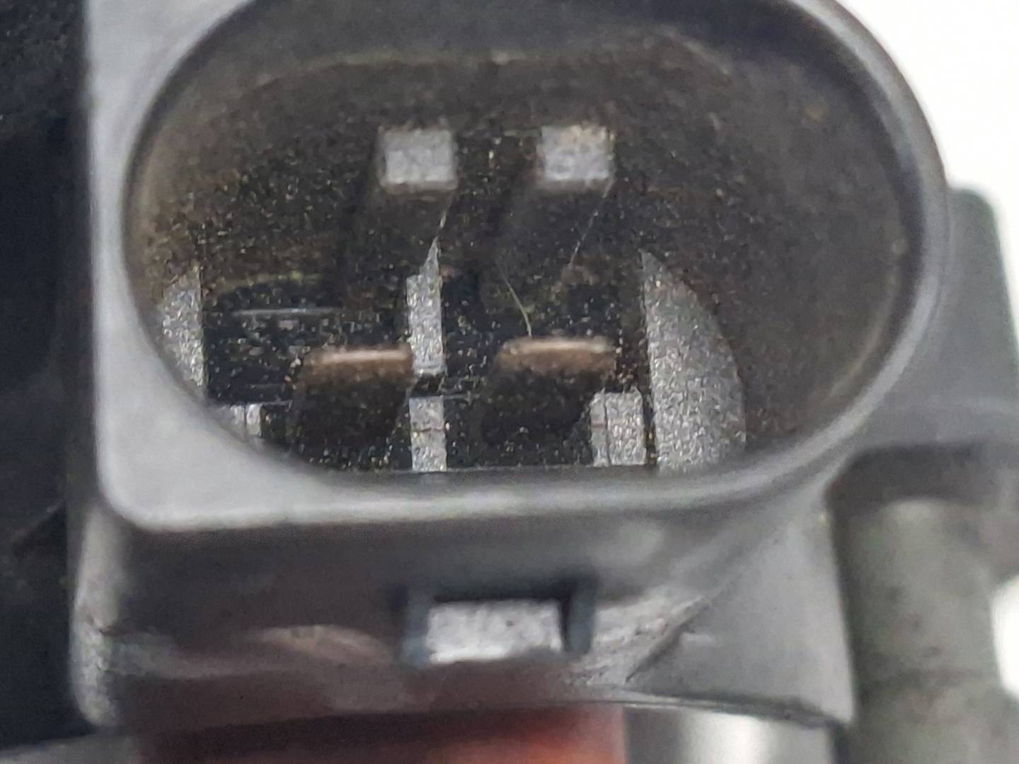 Foto 2 de Inyector Volkswagen Tiguan (5n1) (2007–2011)