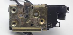 CERRADURA PUERTA DELANTERA DERECHA RENAULT MEGANE II BERLINA 3P Autodesguaces Alicante