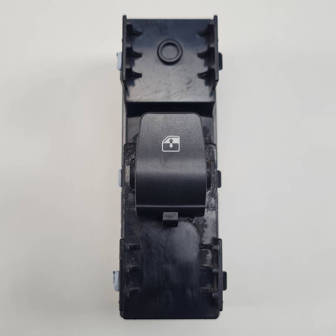 MANDO ELEVALUNAS TRASERO IZQUIERDO - 93581G3010 - HYUNDAI - I30 (PD)