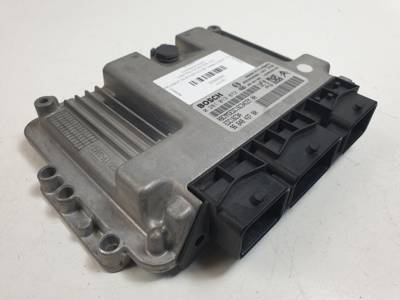 CENTRALITA MOTOR UCE 0281013872 PEUGEOT PARTNER KOMBI Autodesguaces Alicante
