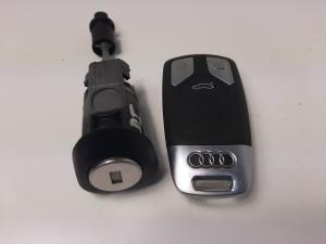BOMBIN PUERTA DELANTERA IZQUIERDA AUDI A5 SPORTBACK (F5A) Autodesguaces Alicante