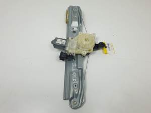 ELEVALUNAS TRASERO IZQUIERDO BM51A27001BA FORD FOCUS LIM. (CB8) Autodesguaces Alicante