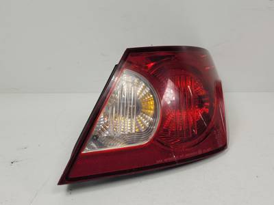PILOTO TRASERO DERECHO 05303986AD CHRYSLER SEBRING BERLINA Autodesguaces Alicante