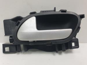 MANETA INTERIOR TRASERA IZQUIERDA 96802456 PEUGEOT 207 Autodesguaces Alicante
