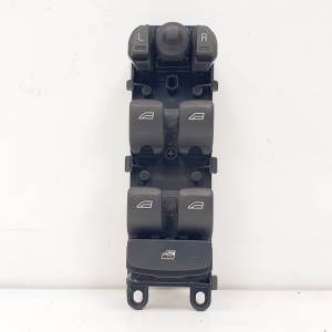MANDO ELEVALUNAS DELANTERO IZQUIERDO 31334881 VOLVO V70 FAMILIAR Autodesguaces Alicante