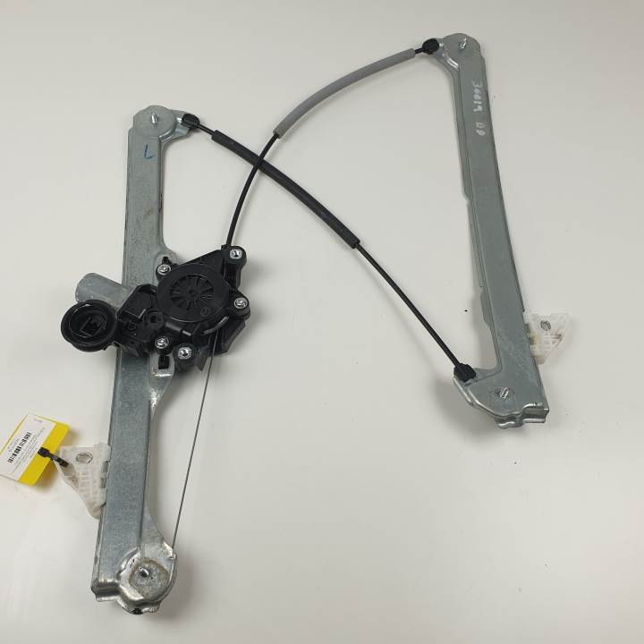 ELEVALUNAS DELANTERO DERECHO BCJH5858X MAZDA CX-30 Autodesguaces Alicante