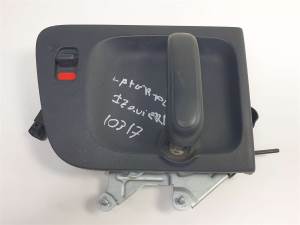 MANETA INTERIOR LATERAL IZQUIERDA 836304H000 HYUNDAI H1 Autodesguaces Alicante