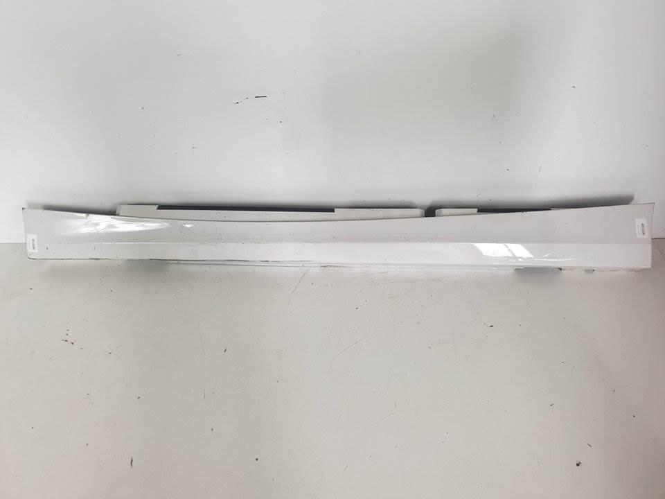 ESTRIBO - 51777184353 - BMW - SERIE 1 BERLINA (E81/E87)
