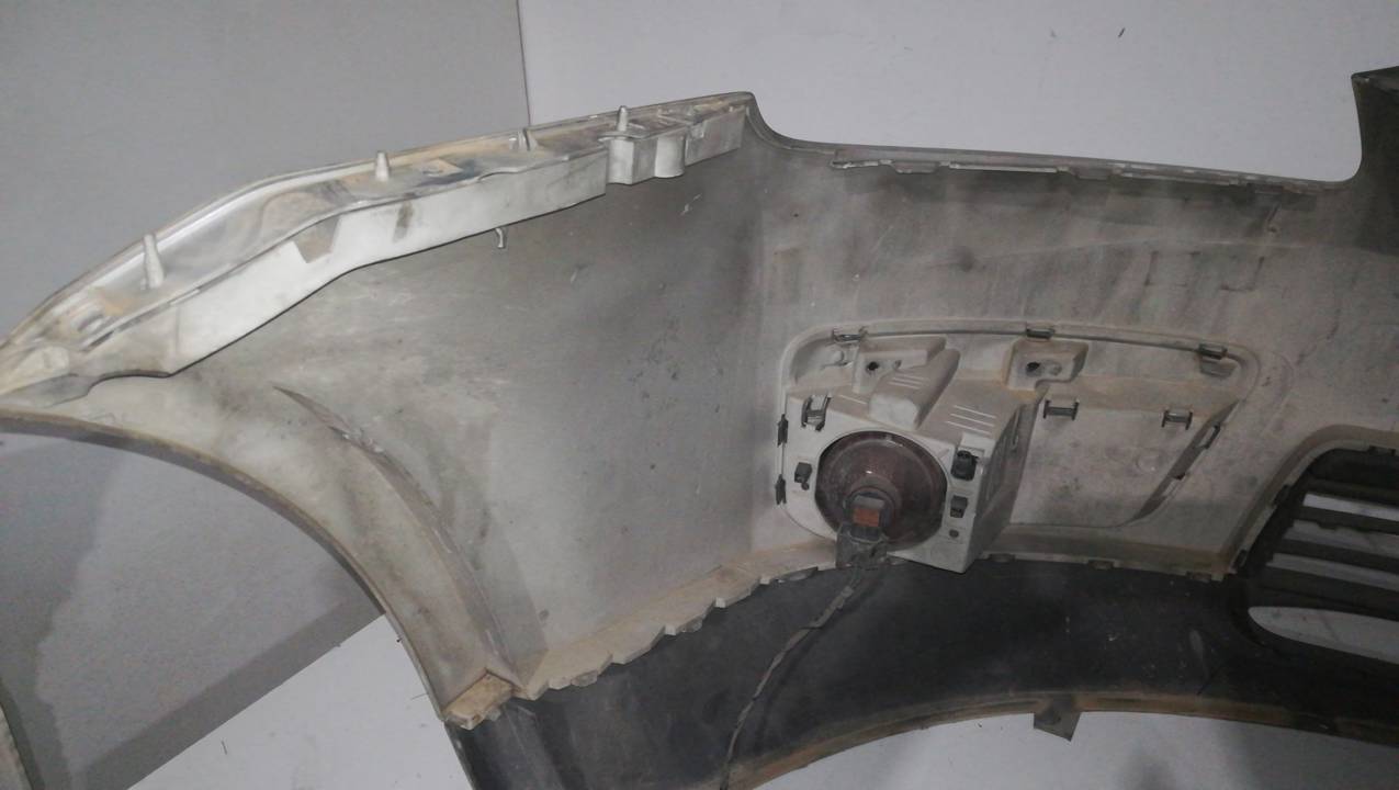 PARAGOLPES DELANTERO