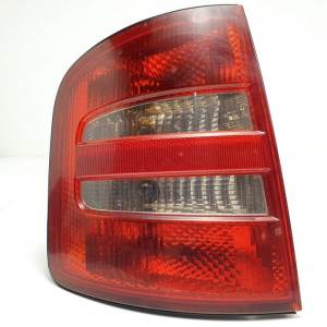 PILOTO TRASERO IZQUIERDO 6Y9945095R SKODA FABIA FAMILIAR (6Y5) Autodesguaces Alicante