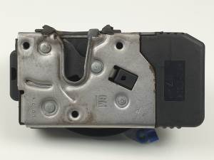 CERRADURA PUERTA DELANTERA DERECHA 91166234 NISSAN PRIMASTAR (X83) Autodesguaces Alicante