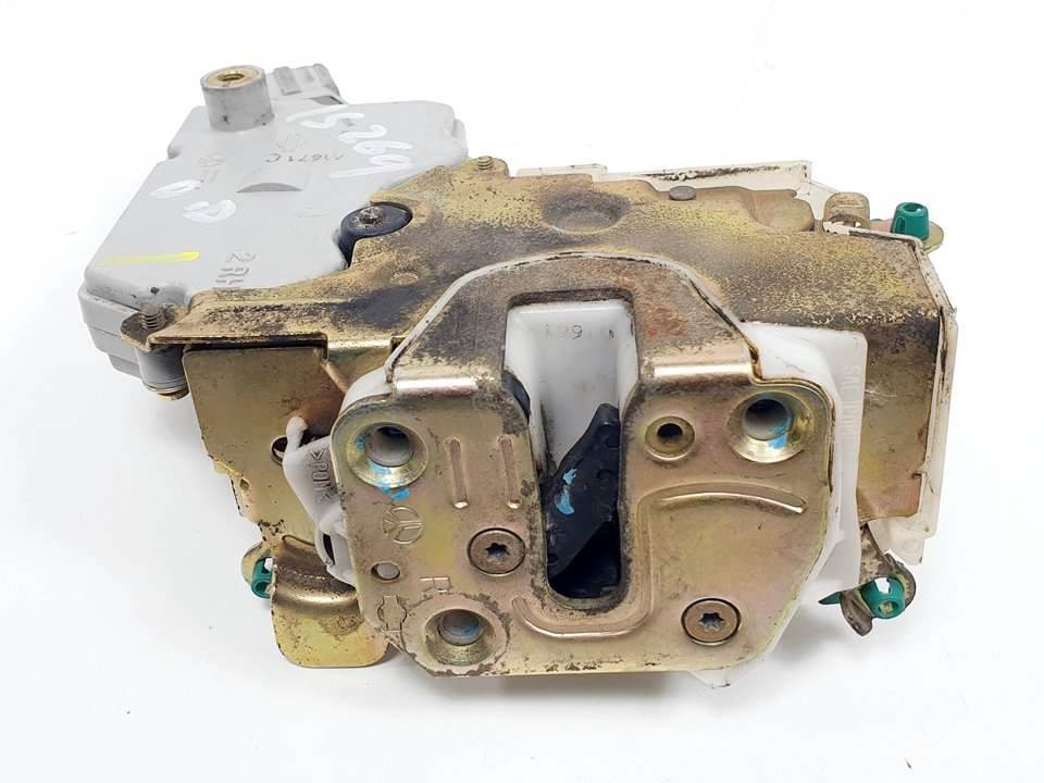 CERRADURA PUERTA DELANTERA DERECHA - NISSAN - PRIMERA BERLINA (P11)