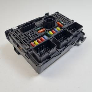 CAJA RELES / FUSIBLES 6500CK CITROEN C4 COUPE Autodesguaces Alicante