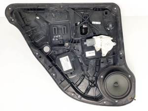 ELEVALUNAS TRASERO IZQUIERDO A1667300179 MERCEDES CLASE M (W166) Autodesguaces Alicante