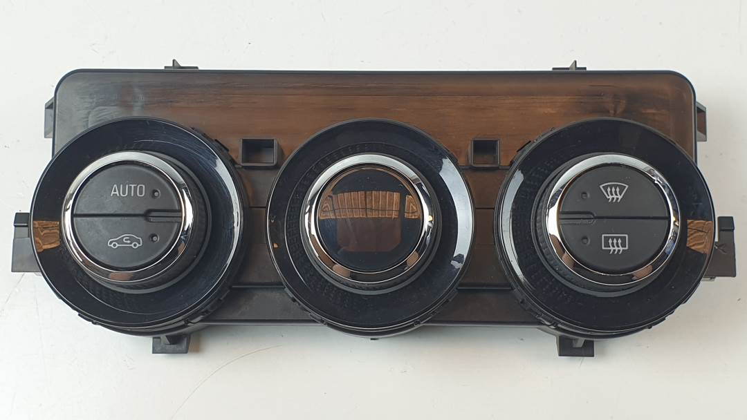 MANDO CLIMATIZADOR - 13468064 - OPEL - CORSA E