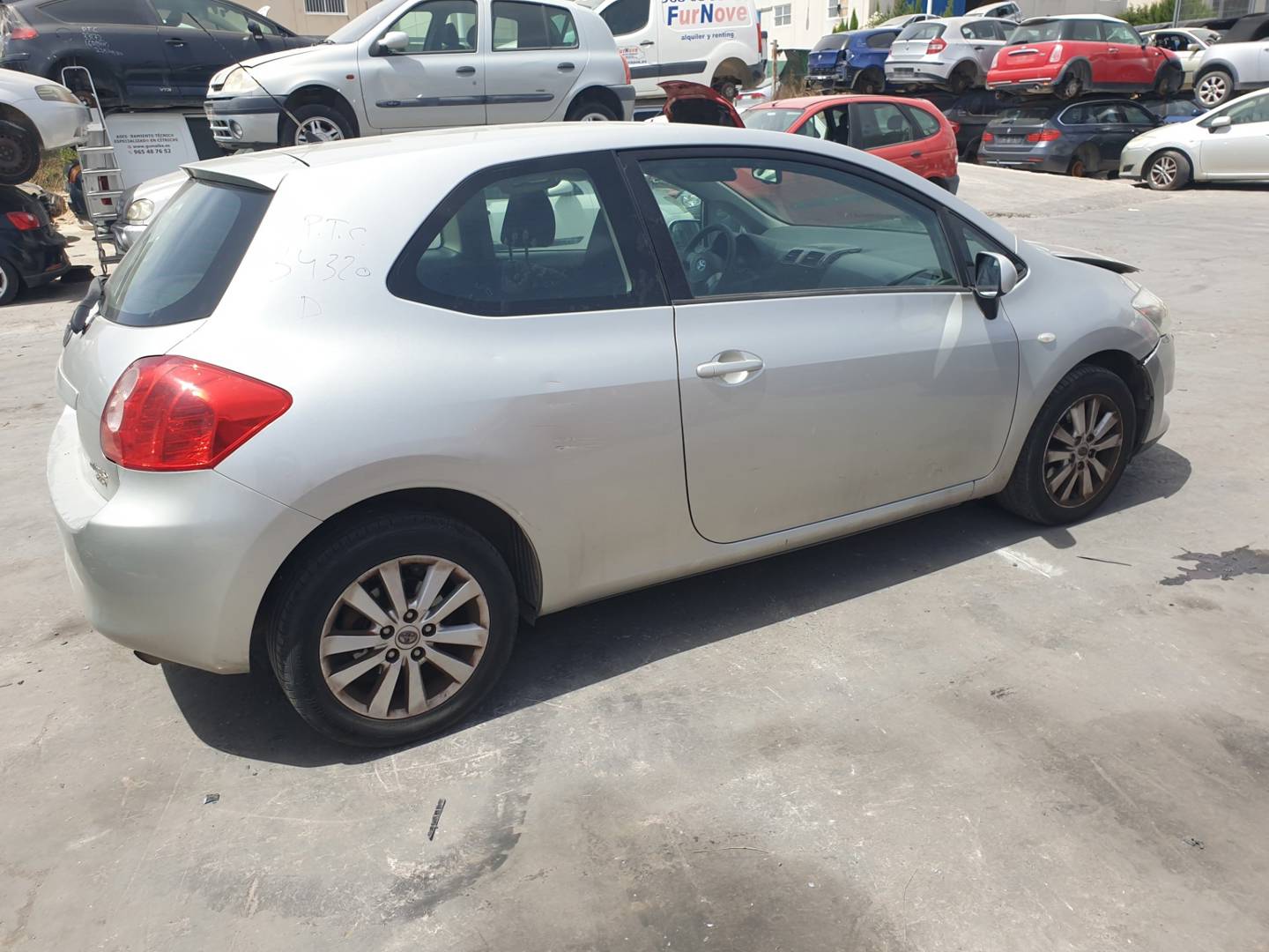 TOYOTA AURIS (E150) (2006 - 2012)
