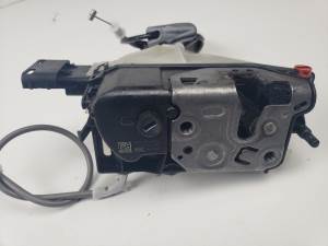 CERRADURA PUERTA TRASERA DERECHA PSA190388 CITROEN C4 CACTUS Autodesguaces Alicante