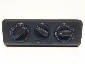 MANDO CALEFACCION / AIRE ACONDICIONADO 6V0819075 SKODA FABIA Autodesguaces Alicante