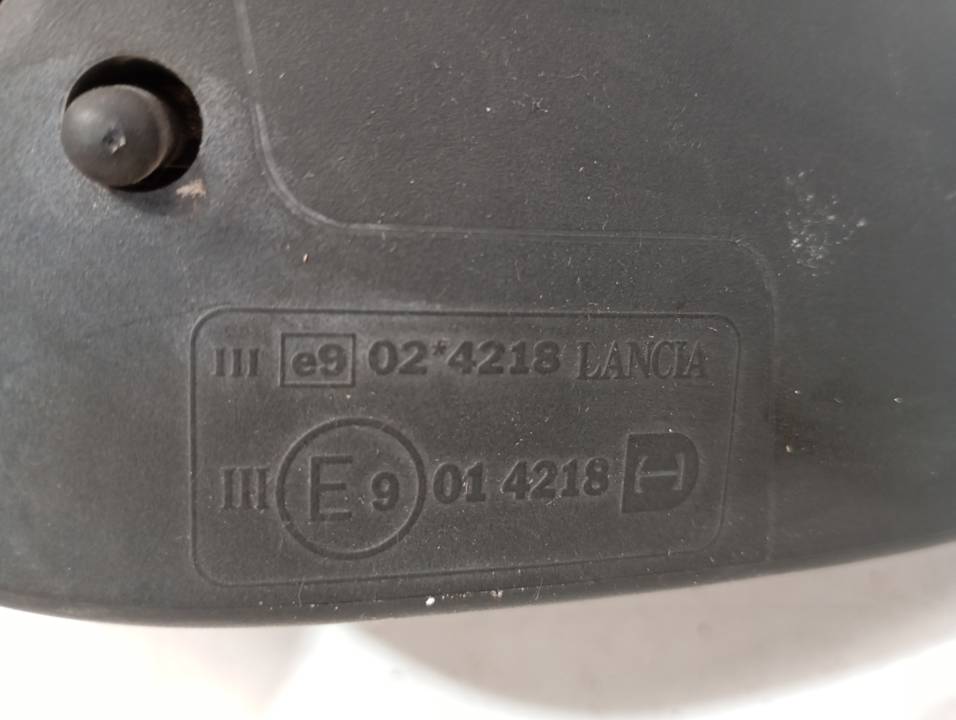 RETROVISOR IZQUIERDO