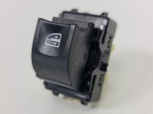 MANDO ELEVALUNAS DELANTERO DERECHO 254218614R RENAULT CAPTUR (J5AL) Autodesguaces Alicante