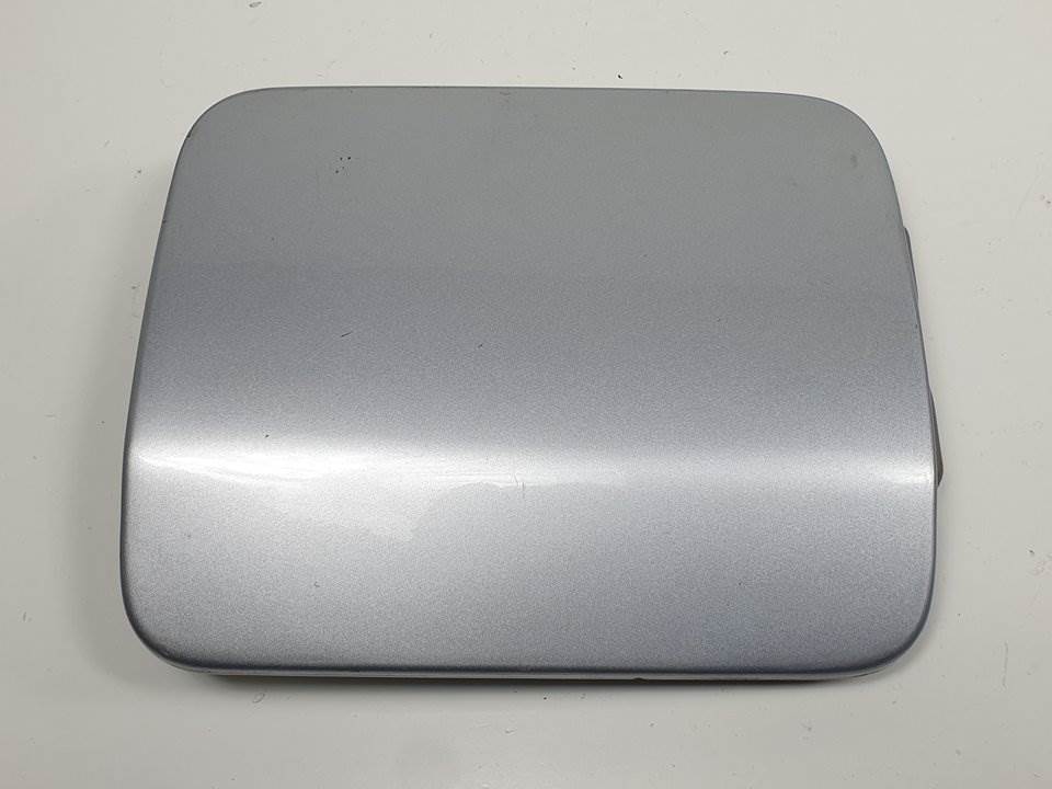 TAPA EXTERIOR COMBUSTIBLE - MITSUBISHI - MONTERO (V60/V70)