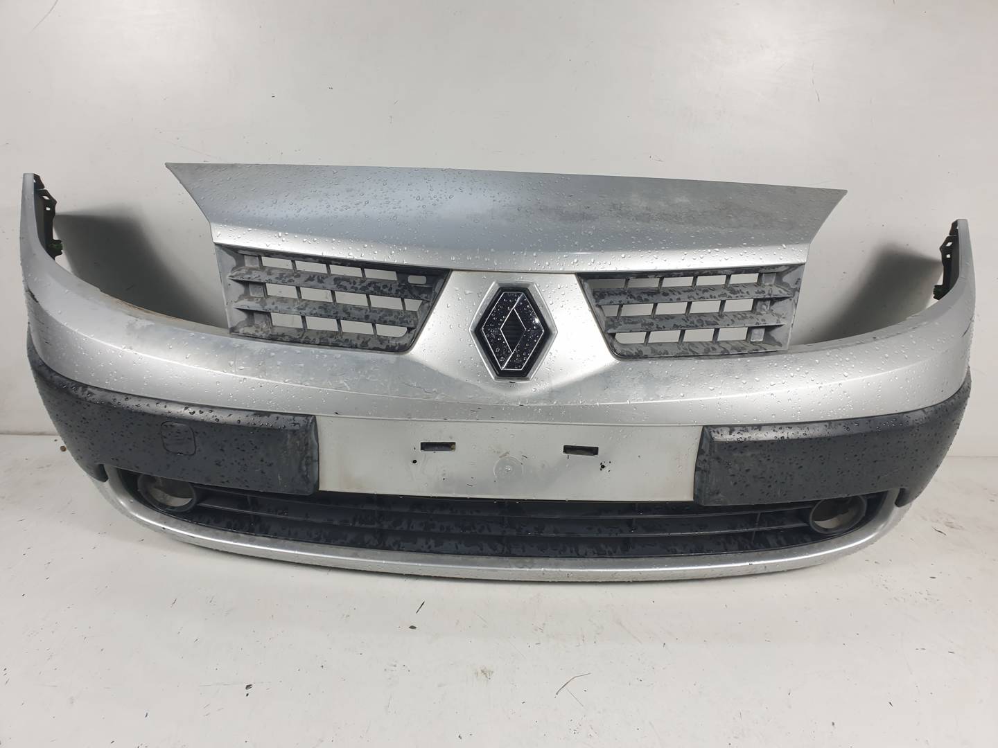 PARAGOLPES DELANTERO - RENAULT - SCENIC II (X84,JM)