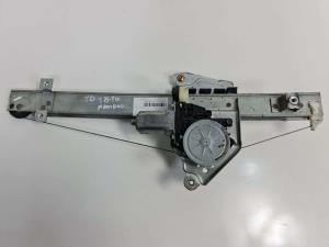 ELEVALUNAS TRASERO DERECHO MITSUBISHI MONTERO (V60/V70) Autodesguaces Alicante