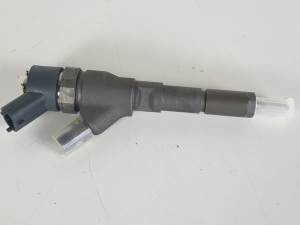 INYECTOR 9653594280 PEUGEOT 406 BERLINA (S1/S2) Autodesguaces Alicante
