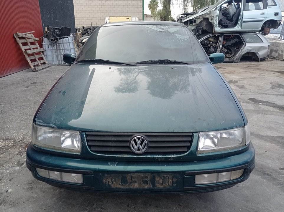 VOLKSWAGEN PASSAT BERLINA (3A2) (1993 - 1996)