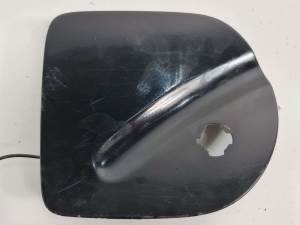 TAPA EXTERIOR COMBUSTIBLE NISSAN NAVARA PICK-UP (D40M) Autodesguaces Alicante