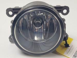 FARO ANTINIEBLA DERECHO 2N1115201AB FORD C-MAX (CB7) Autodesguaces Alicante