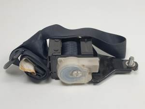 CINTURON SEGURIDAD TRASERO CENTRAL 90501A060 SUBARU FORESTER S12 Autodesguaces Alicante