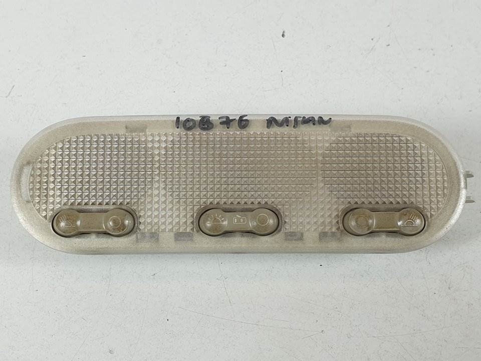 LUZ INTERIOR - 8200073234 - NISSAN - QASHQAI (J10)